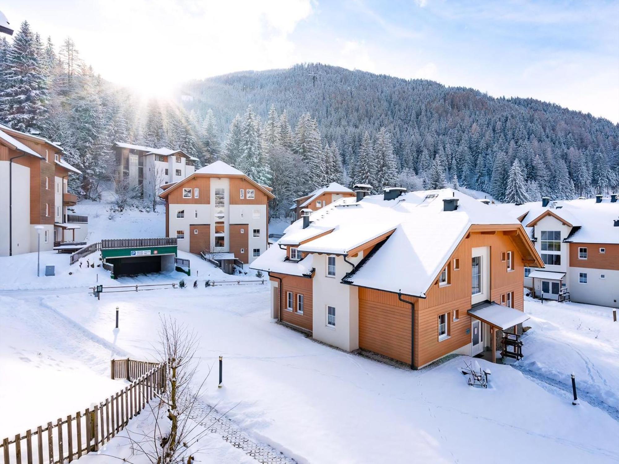 Landal Bad Kleinkirchheim Hotel Exterior foto
