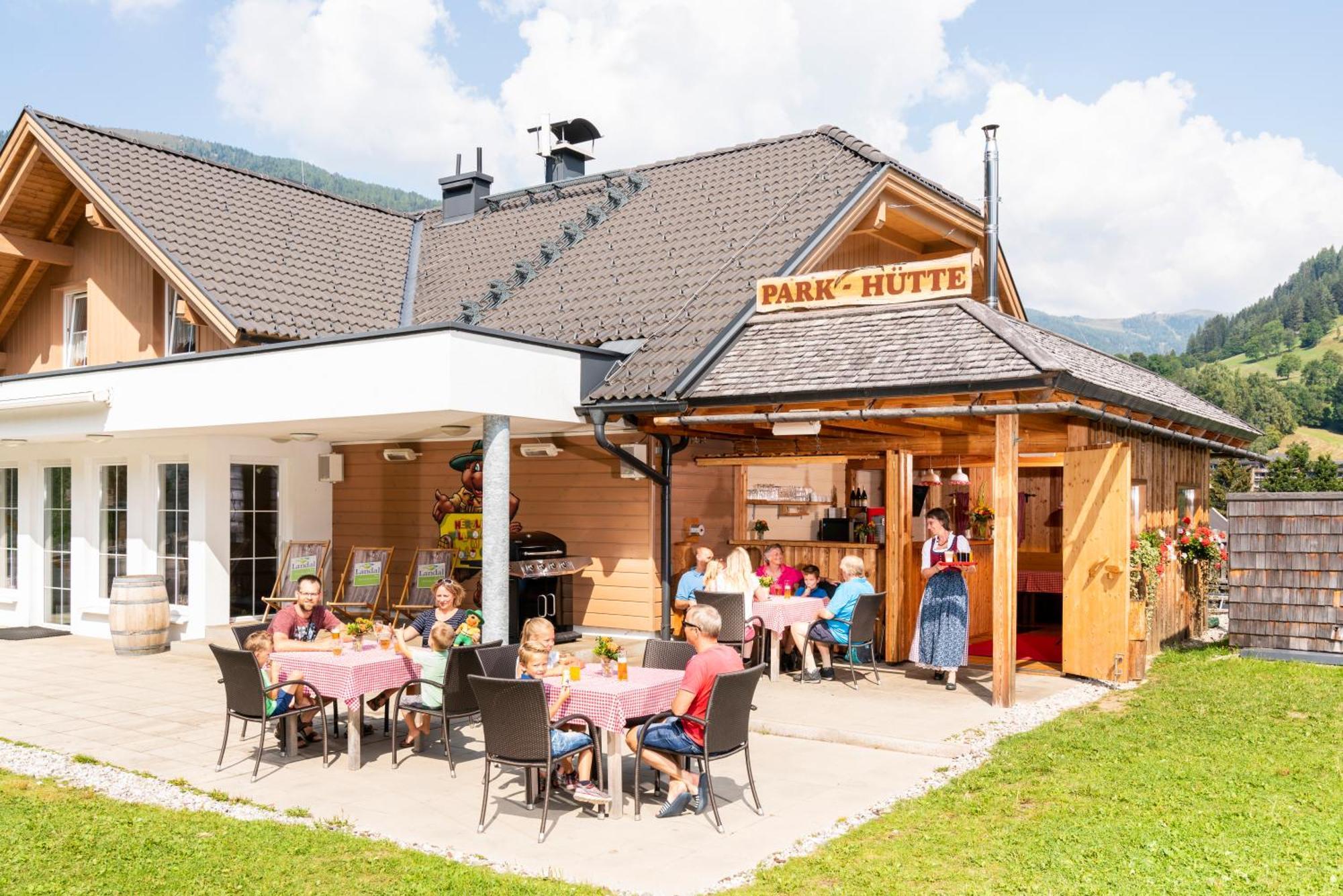 Landal Bad Kleinkirchheim Hotel Exterior foto